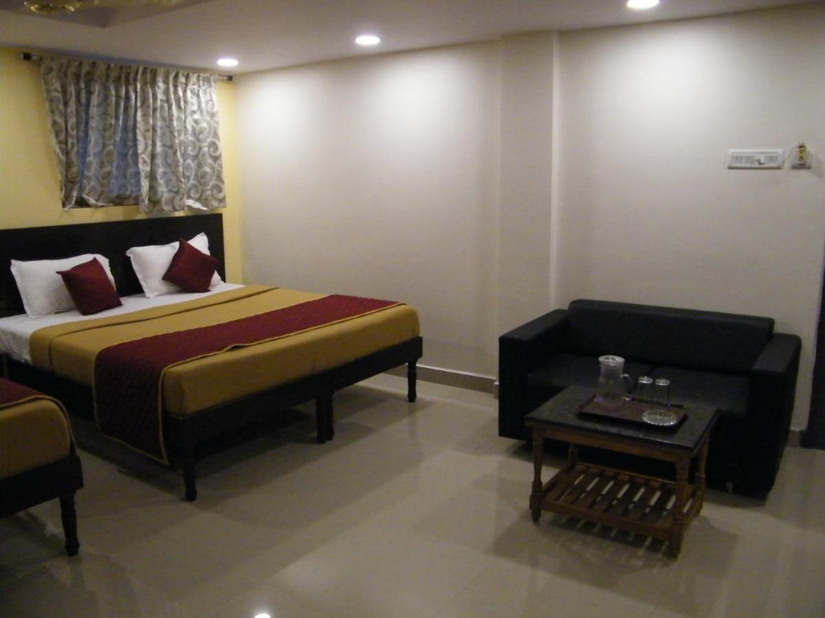 The White House Residency Hotel Chennai Ngoại thất bức ảnh