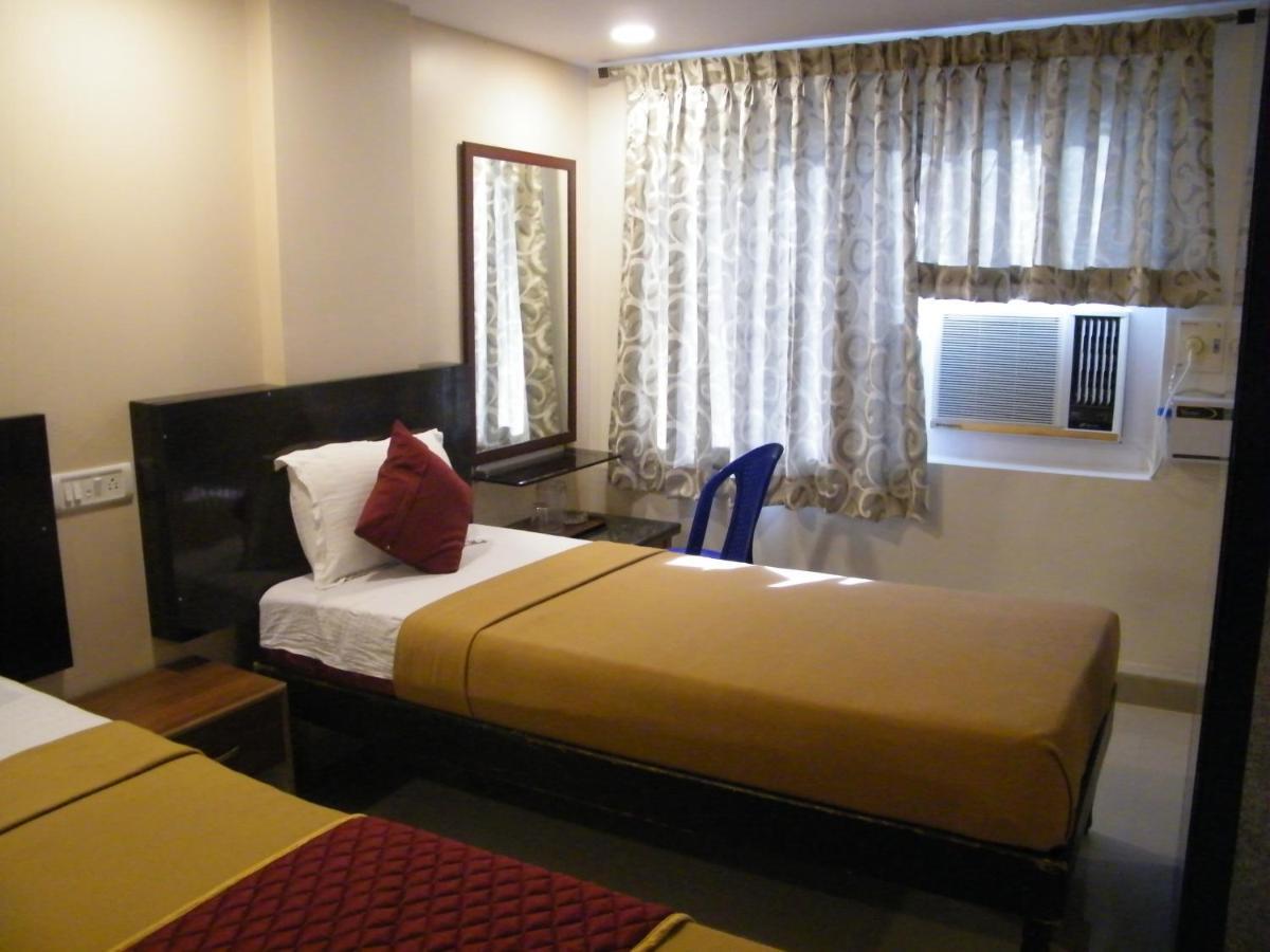 The White House Residency Hotel Chennai Ngoại thất bức ảnh