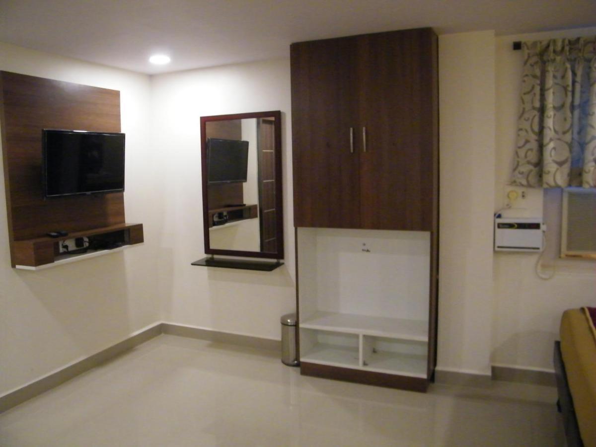 The White House Residency Hotel Chennai Ngoại thất bức ảnh