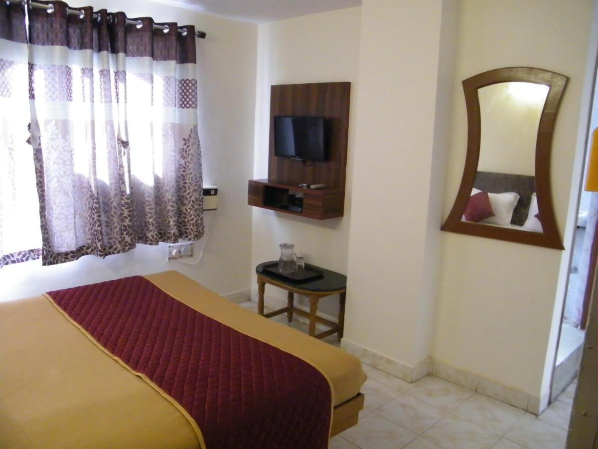 The White House Residency Hotel Chennai Ngoại thất bức ảnh