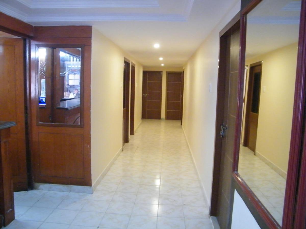 The White House Residency Hotel Chennai Ngoại thất bức ảnh